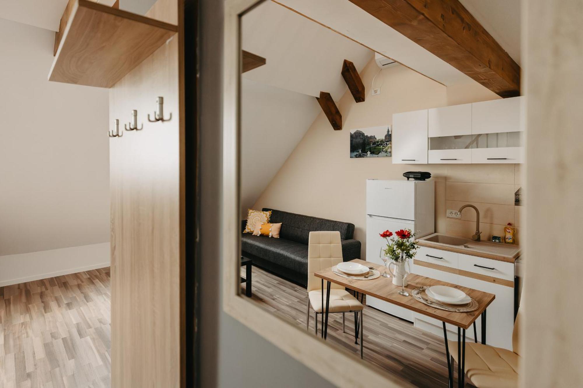 Holiday Apartments Central Timisoara Luaran gambar
